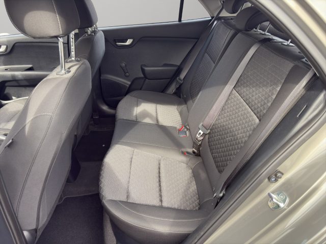 KIA Rio usata, con Specchietti laterali elettrici