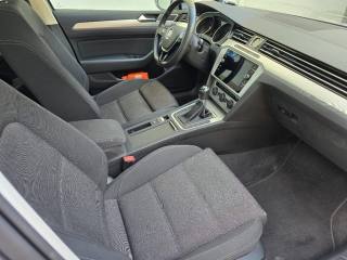 VOLKSWAGEN Passat usata, con Volante in pelle
