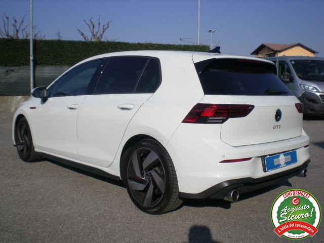 VOLKSWAGEN Golf usata, con Autoradio
