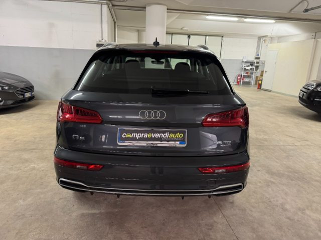 AUDI Q5 usata, con Autoradio