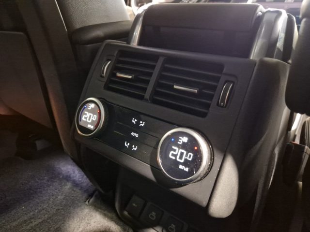 LAND ROVER Discovery usata, con Sistema di navigazione