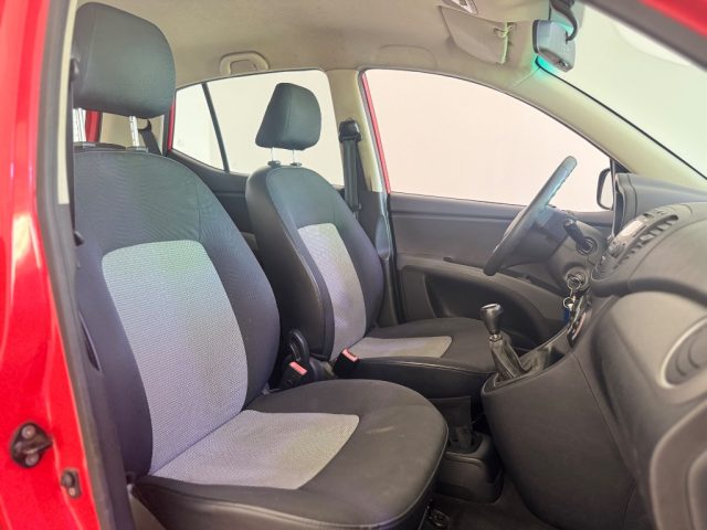 HYUNDAI i10 usata 6