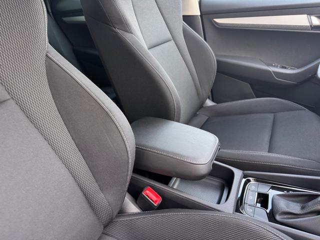 SKODA Karoq usata, con Autoradio digitale