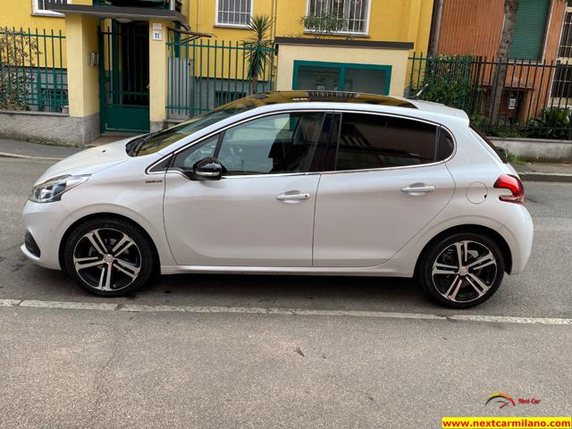 PEUGEOT 208 usata, con Airbag Passeggero