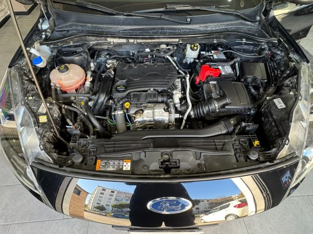 FORD Kuga usata, con Bracciolo