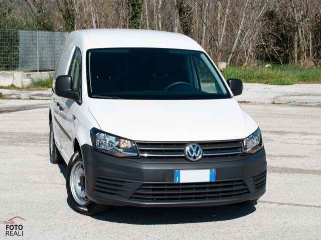 VOLKSWAGEN Caddy usata, con USB