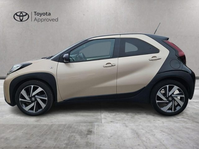TOYOTA Aygo X usata, con Autoradio