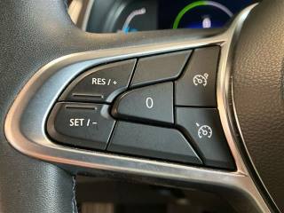 RENAULT Captur usata, con Sensori di parcheggio anteriori