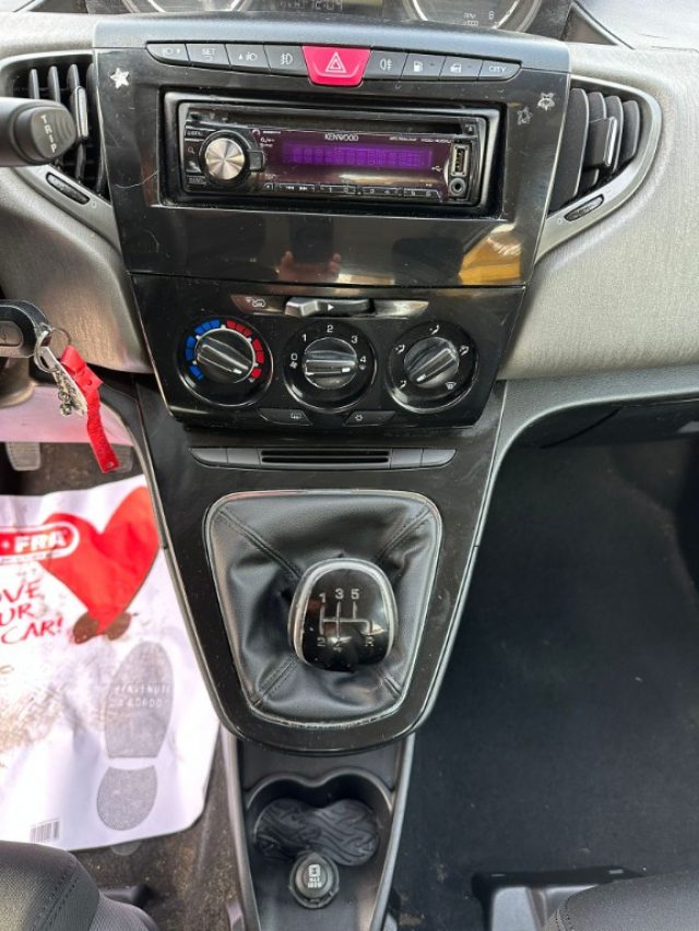 LANCIA Ypsilon usata 11