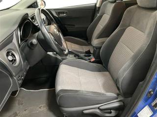 TOYOTA Auris usata, con Controllo automatico clima