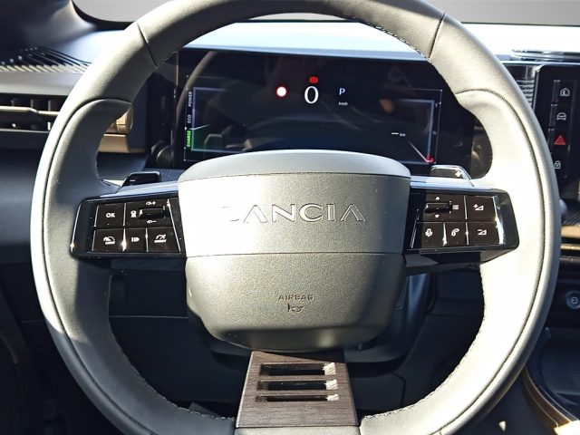 LANCIA Ypsilon usata, con Airbag testa