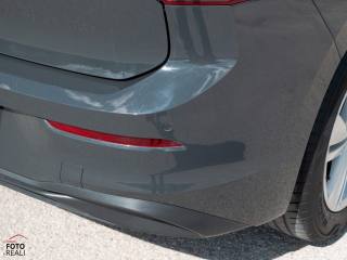 VOLKSWAGEN Golf usata, con Touch screen