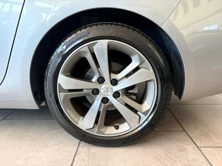 PEUGEOT 308 usata, con Cerchi in lega