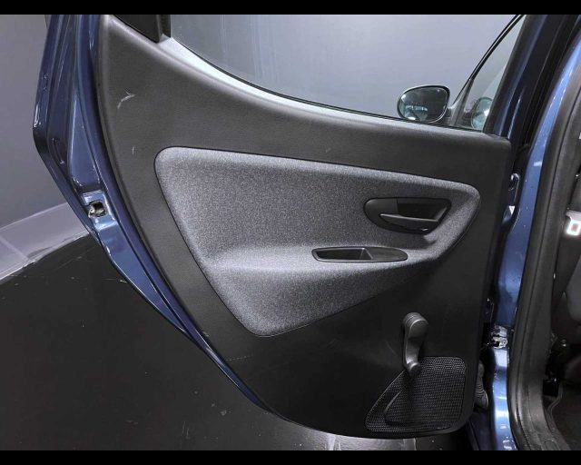 LANCIA Ypsilon usata, con Servosterzo