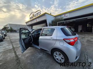 TOYOTA Yaris usata, con Controllo automatico clima