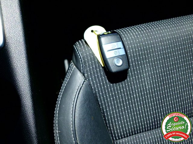 KIA Sportage usata, con Autoradio digitale