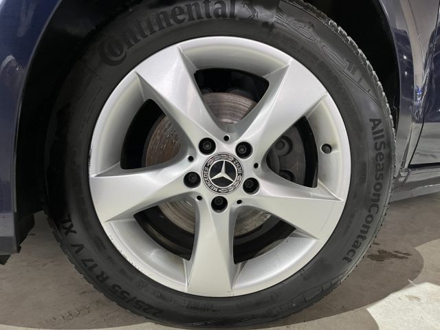 MERCEDES-BENZ Vito usata, con Cerchi in lega