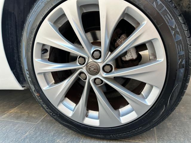 OPEL Astra usata, con Autoradio digitale