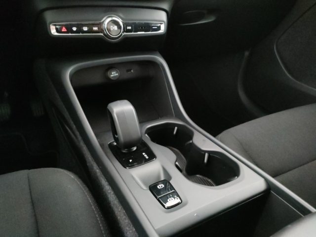 VOLVO XC40 usata, con Volante in pelle