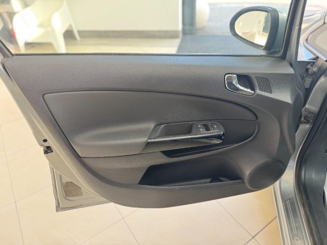 OPEL Corsa usata, con Immobilizzatore elettronico
