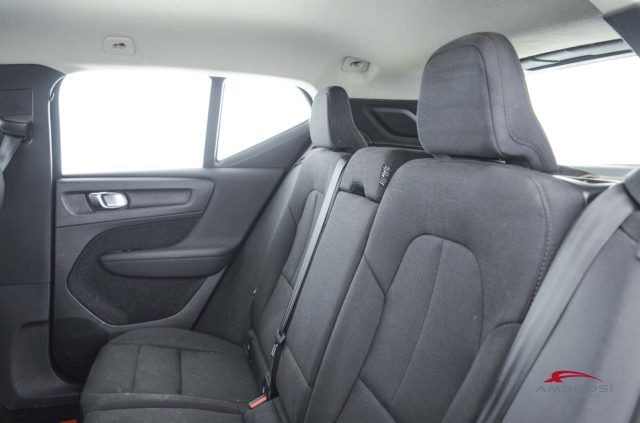 VOLVO XC40 usata 9