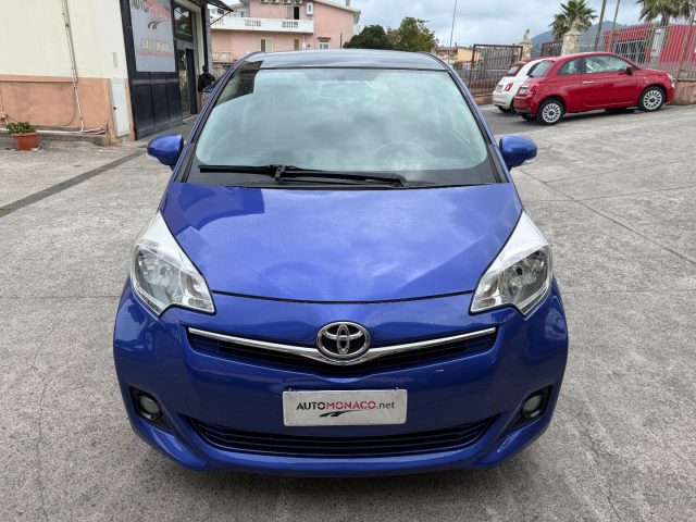 TOYOTA Verso-S usata, con Airbag