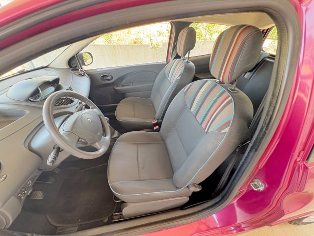 RENAULT Twingo usata, con Sedile posteriore sdoppiato