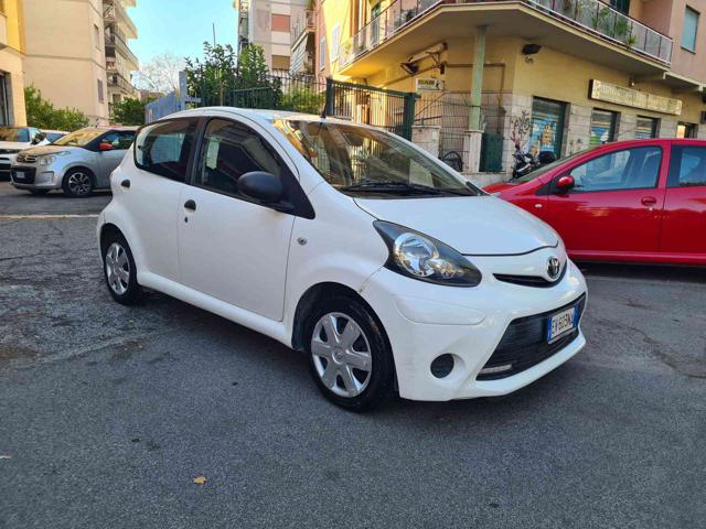 TOYOTA Aygo usata, con ABS