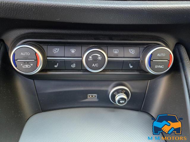 ALFA ROMEO Stelvio usata, con Specchietti laterali elettrici