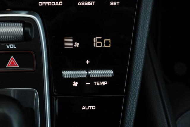 PORSCHE Cayenne usata, con Sistema di navigazione