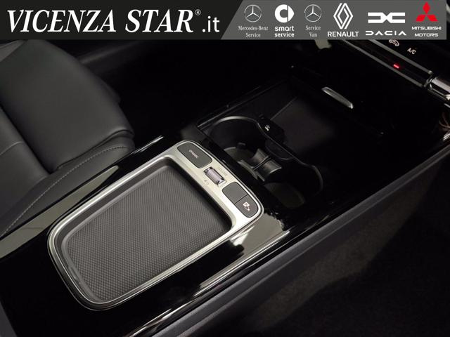 MERCEDES-BENZ A 180 usata, con Touch screen