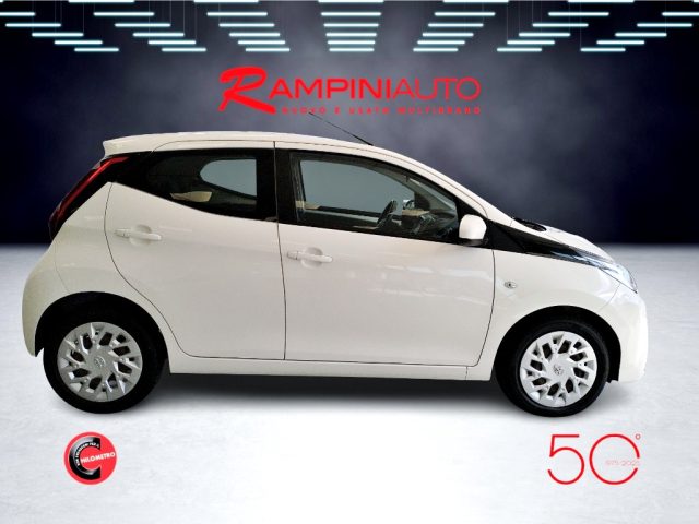 TOYOTA Aygo usata 5