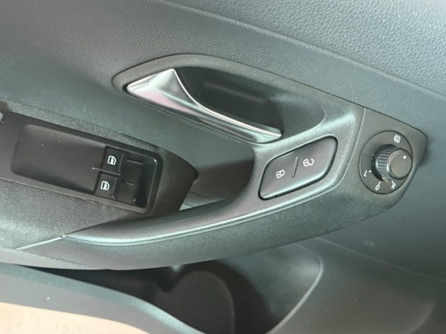 VOLKSWAGEN Polo usata 11