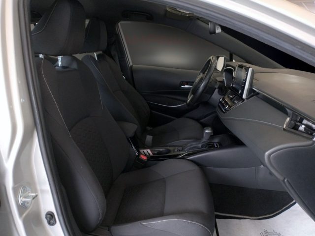 TOYOTA Corolla usata 17