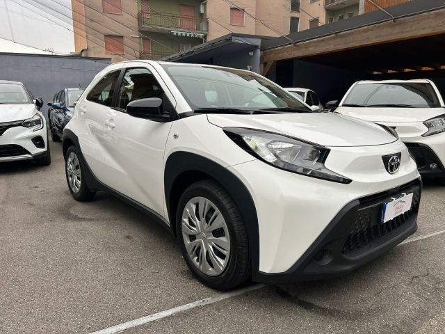 TOYOTA Aygo X usata, con Airbag laterali