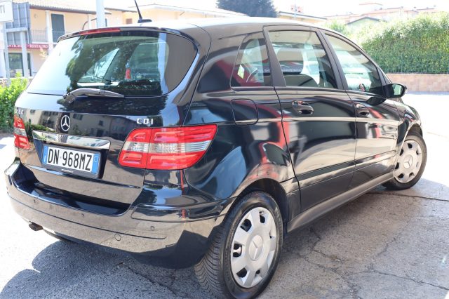 MERCEDES-BENZ B 180 usata 58