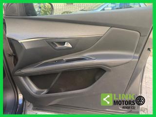 PEUGEOT 3008 usata, con Isofix