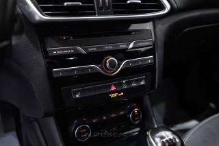 INFINITI Q30 usata, con Servosterzo