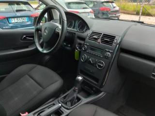 MERCEDES-BENZ A 160 usata, con Controllo automatico clima