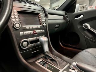 MERCEDES-BENZ SLK 200 usata, con Bluetooth