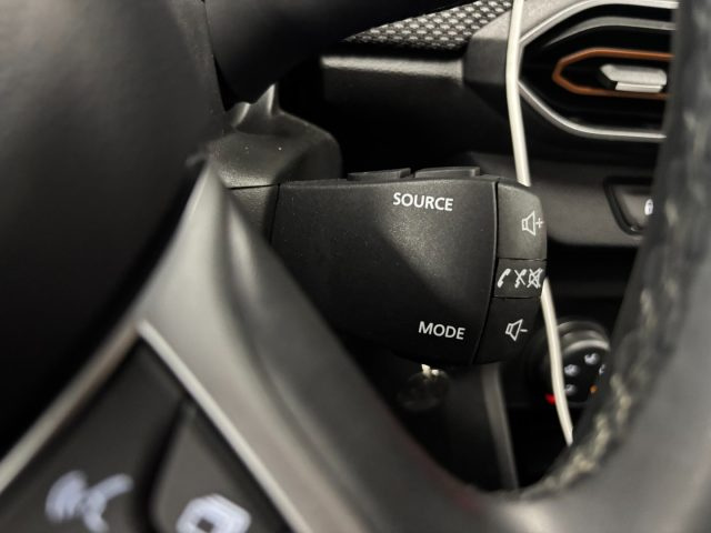 DACIA Sandero usata, con Sistema di navigazione