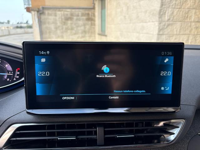 PEUGEOT 3008 usata, con Sedile posteriore sdoppiato