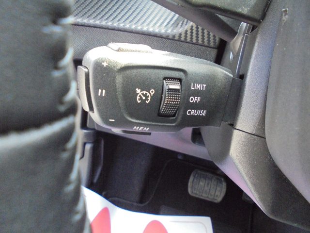 PEUGEOT 2008 usata 53