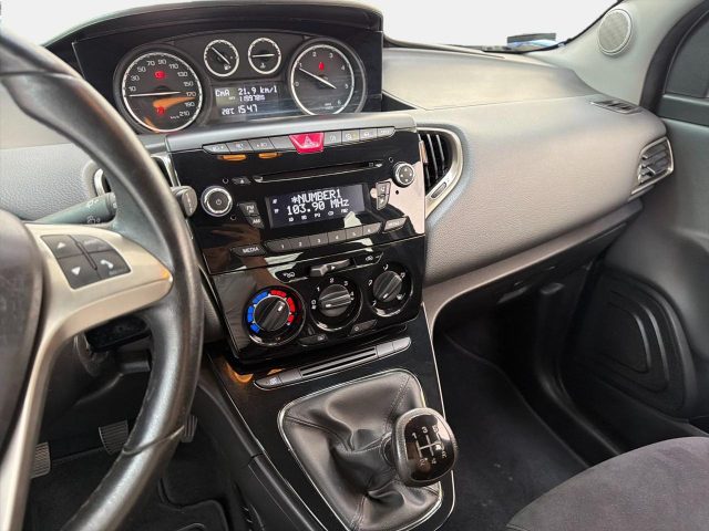 LANCIA Ypsilon usata, con Controllo trazione