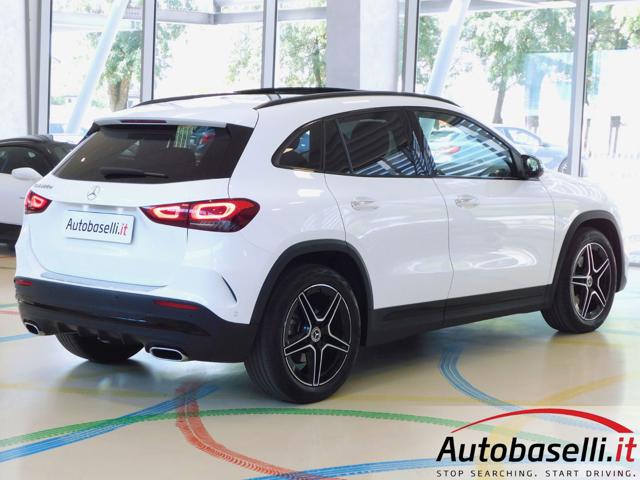 MERCEDES-BENZ GLA 200 usata, con Park Distance Control