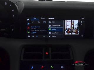 PORSCHE Taycan usata 13