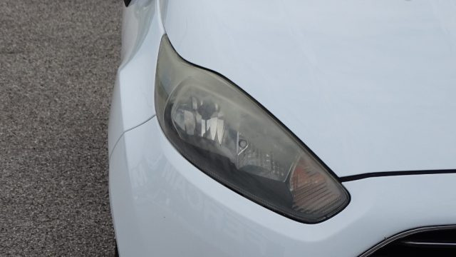 FORD Fiesta usata, con Bluetooth