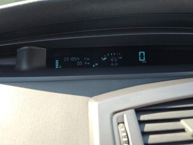 RENAULT Grand Scenic usata 18