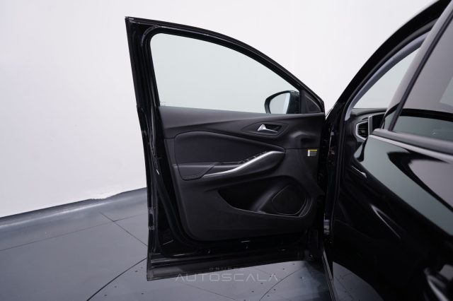 OPEL Grandland usata, con Servosterzo