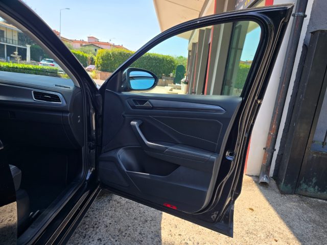 VOLKSWAGEN T-Roc usata 142